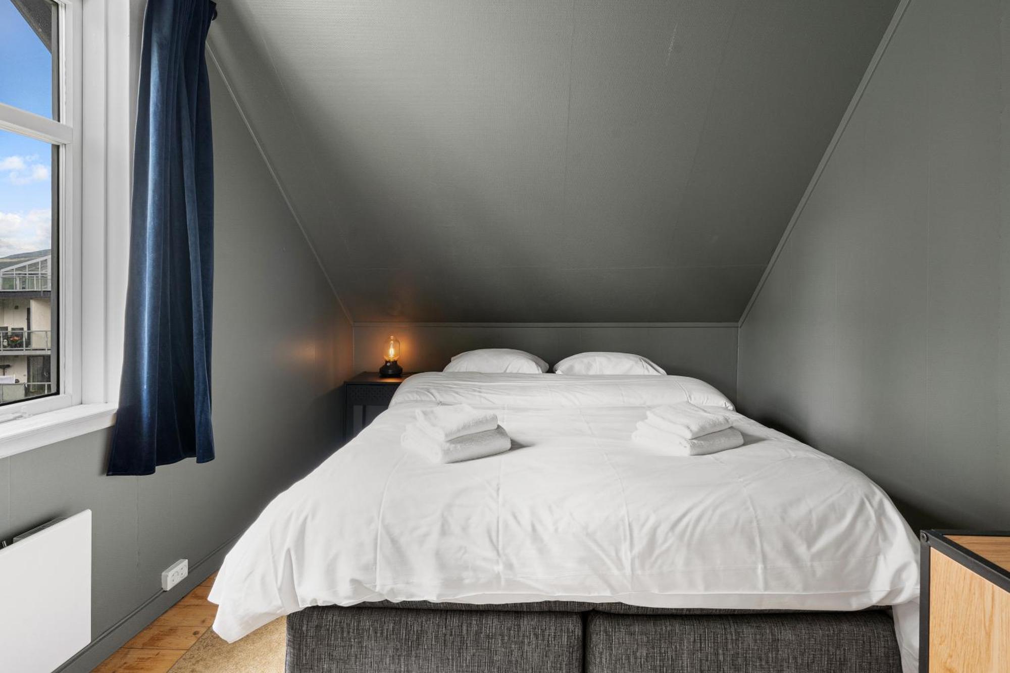 Arctic Homes - Historical Tromso House With View エクステリア 写真