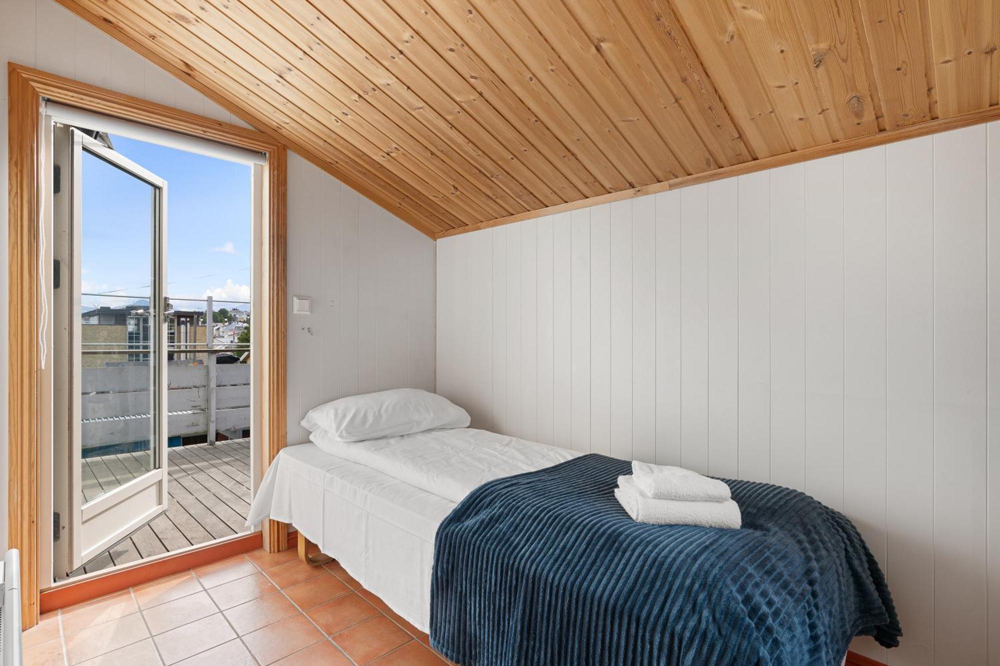 Arctic Homes - Historical Tromso House With View エクステリア 写真